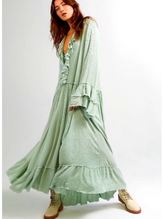 Free People Dresses & Skirts - Free People sweet darlin Sage Green Textured Maxi Dress XL